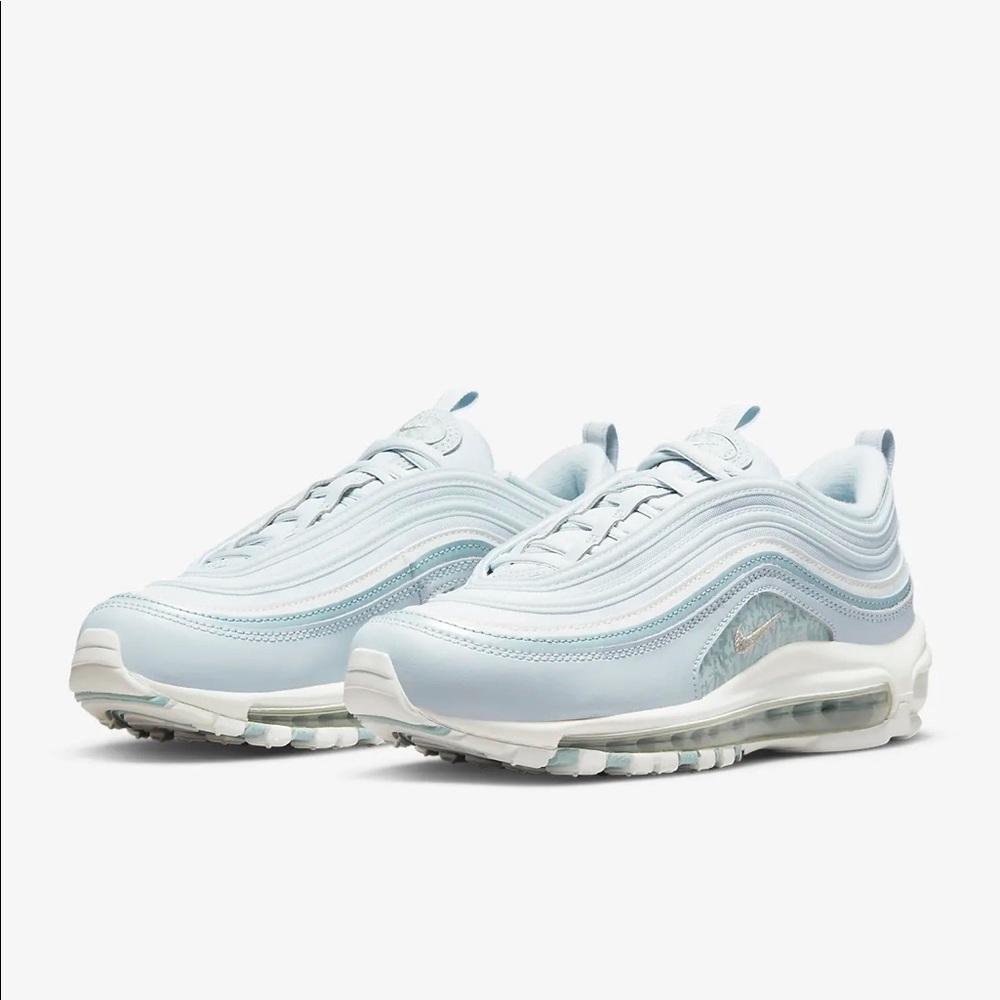NEW Nike Airmax 97 - size 9